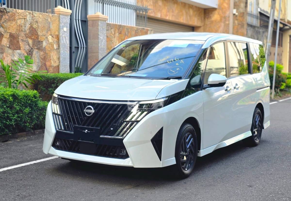 Image Nissan Serena Highway star 2026 